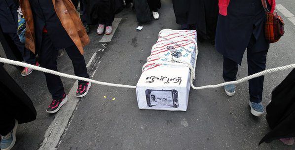 tehran-obama-coffin.jpg